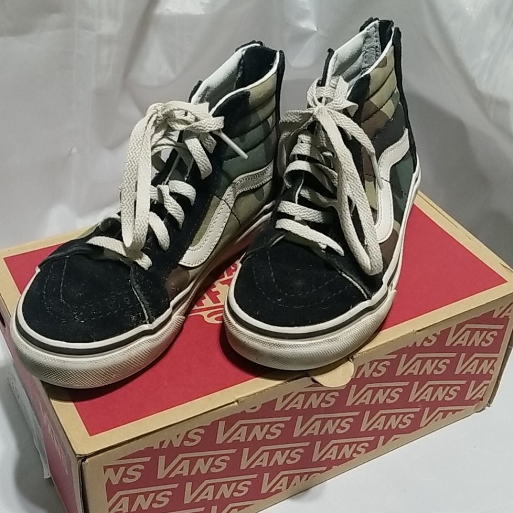 Vans kids Sk8-Hi Zip high tops. Camo print